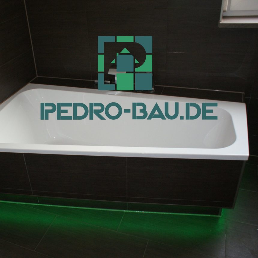 O-ZEN Portfolio Pedro Bau Auschnitt Webseite pedrobau.de - eine Badewanne mit grünem Licht